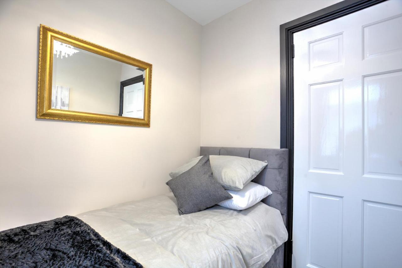 The Belfast Boutique Central Cozy Sleeps7 (Adults Only) 외부 사진